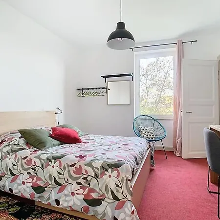 L'amarillo Apartment